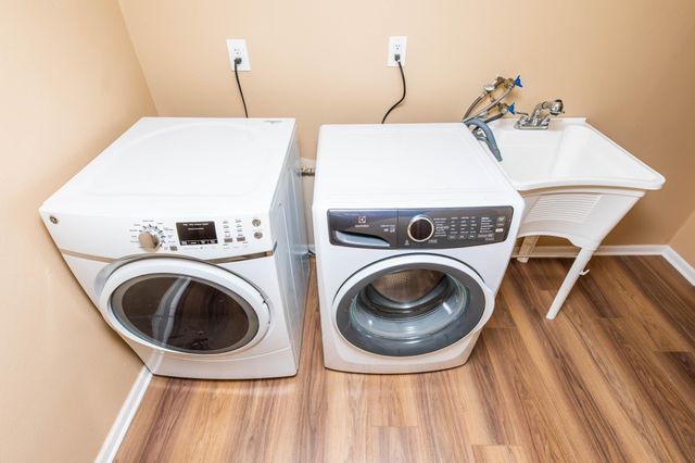 2411 Madison Street NE, Minneapolis, MN 55418