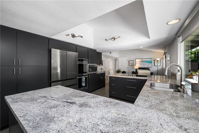12391 Martha Ann, Los Alamitos, CA 90720