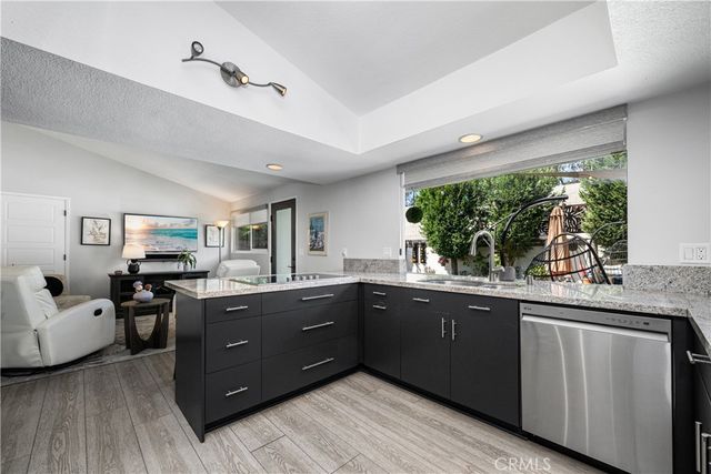 12391 Martha Ann, Los Alamitos, CA 90720