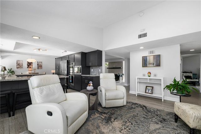12391 Martha Ann, Los Alamitos, CA 90720