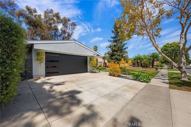 12391 Martha Ann, Los Alamitos, CA 90720