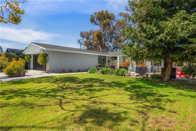 12391 Martha Ann, Los Alamitos, CA 90720