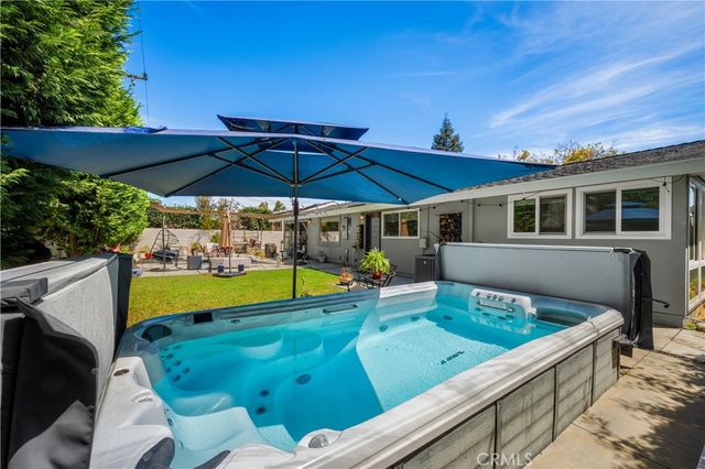 12391 Martha Ann, Los Alamitos, CA 90720