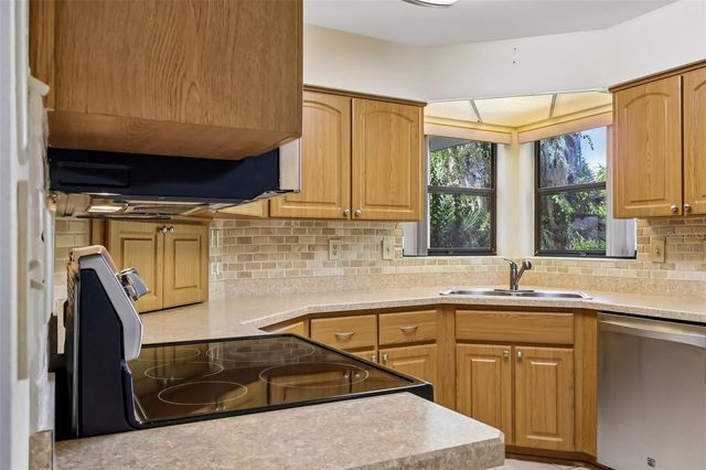 21 ABERDEEN CIRCLE, Leesburg, FL 34788