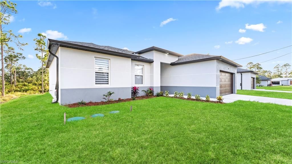 1110 Garibaldi ST E, LEHIGH ACRES, FL 33974 — photo 4