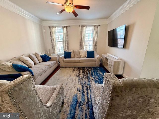 4502 POTOMAC HIGHLANDS CIR, Triangle, VA 22172