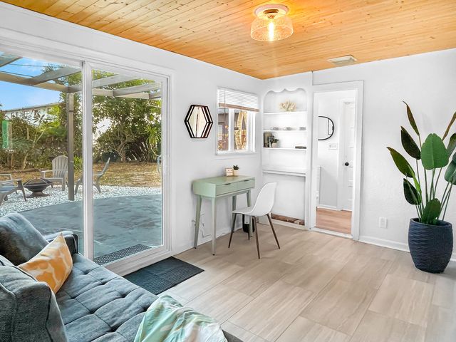 1114 N M Street, Lake Worth Beach, FL 33460