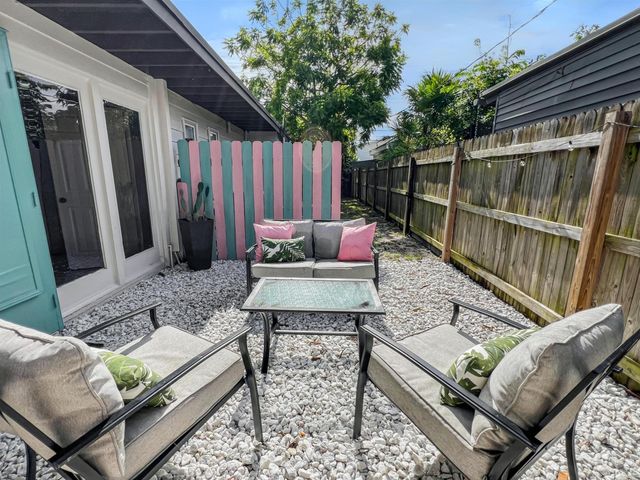 1114 N M Street, Lake Worth Beach, FL 33460