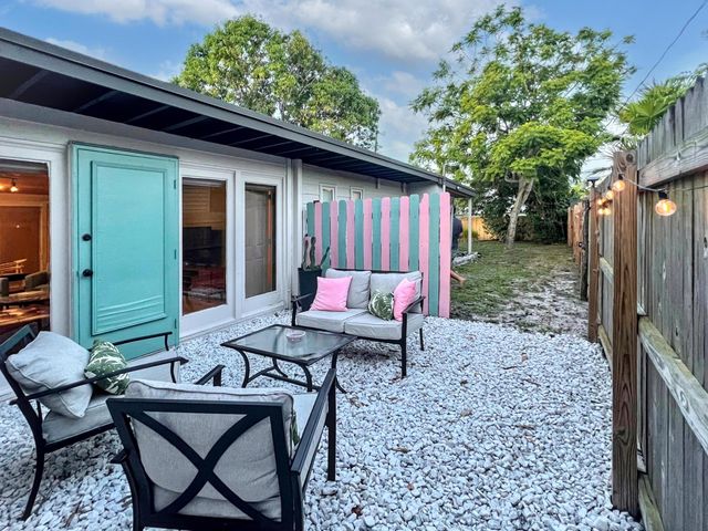 1114 N M Street, Lake Worth Beach, FL 33460