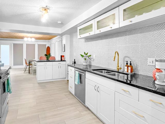 1114 N M Street, Lake Worth Beach, FL 33460