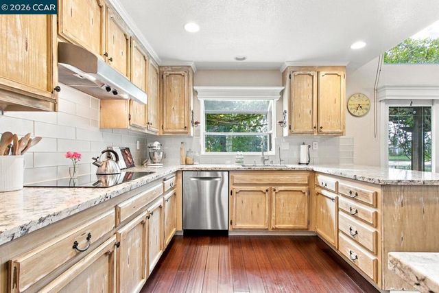 1280 Saint Andrews Dr, Discovery Bay, CA 94505