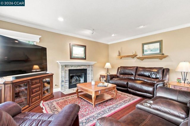1280 Saint Andrews Dr, Discovery Bay, CA 94505