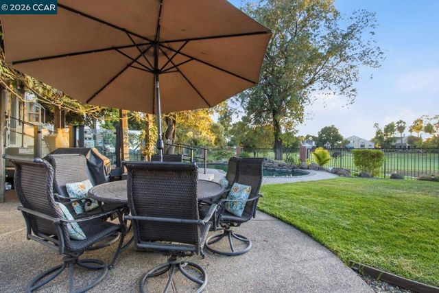 1280 Saint Andrews Dr, Discovery Bay, CA 94505