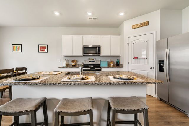 125 Stammer Farms Blvd, Chapel Hill, TN 37034