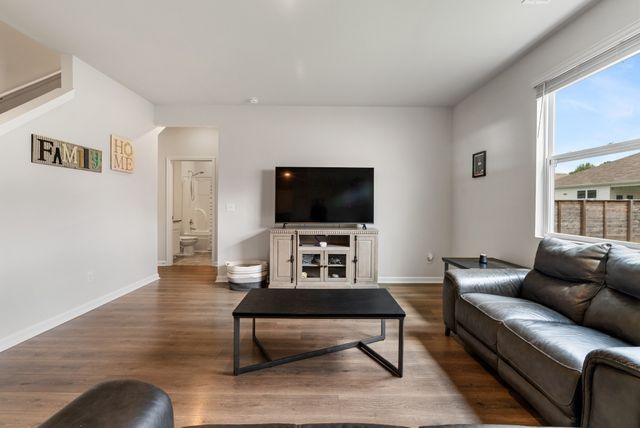 125 Stammer Farms Blvd, Chapel Hill, TN 37034