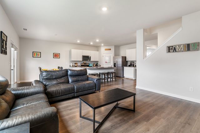 125 Stammer Farms Blvd, Chapel Hill, TN 37034