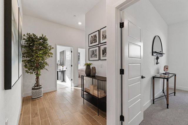 2291 N Argyle Avenue, Clovis, CA 93619