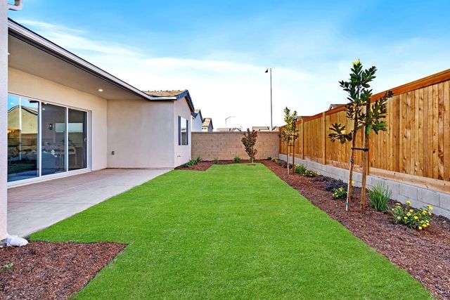 2291 N Argyle Avenue, Clovis, CA 93619