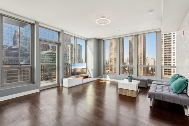 565 W Quincy Street 1606, Chicago, IL 60661