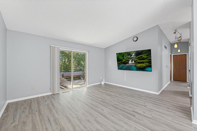 5570 Fillmore Street NE, Fridley, MN 55432
