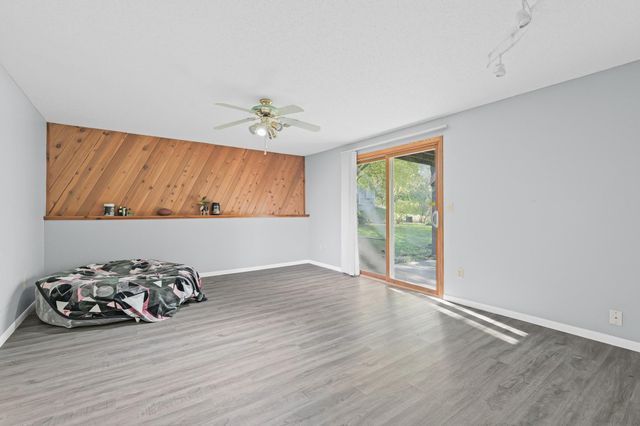 5570 Fillmore Street NE, Fridley, MN 55432