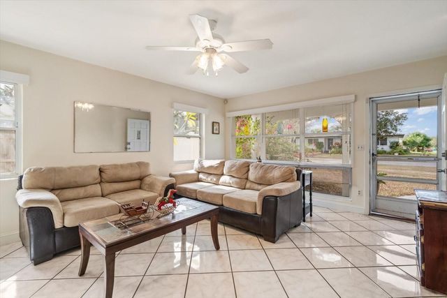 1225 RIDGE AVENUE, Clearwater, FL 33755