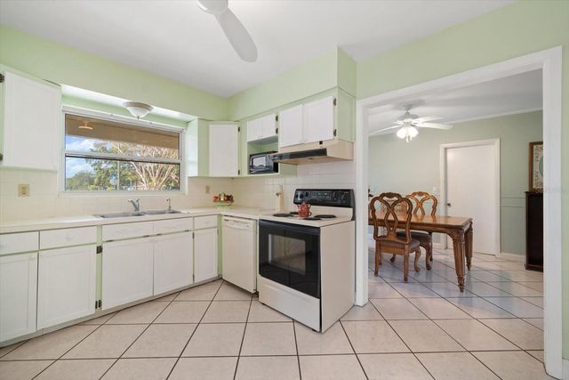 1225 RIDGE AVENUE, Clearwater, FL 33755