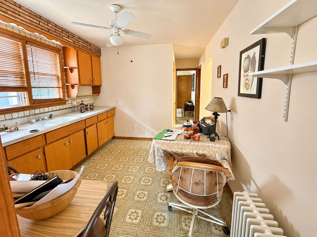 6243 W Waveland Avenue, Chicago, IL 60634 — photo 5