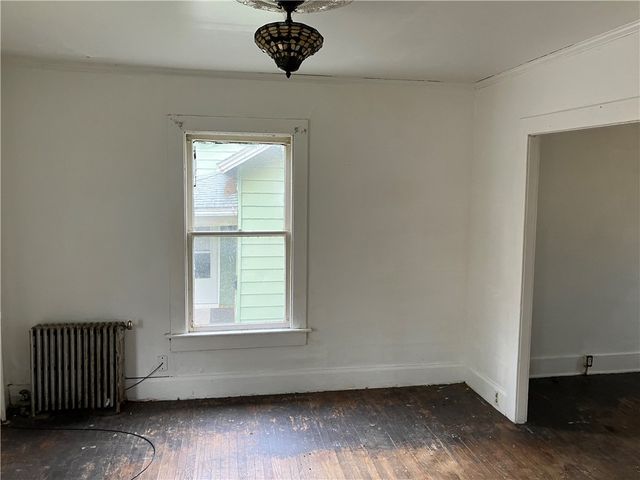 27 Dorchester Avenue, Geneva City, NY 14456