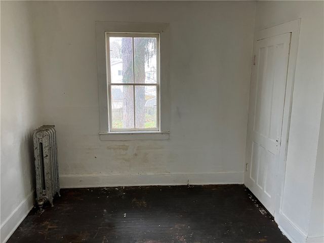 27 Dorchester Avenue, Geneva City, NY 14456