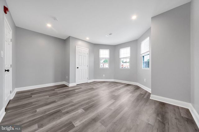5600 THOMAS AVE, Philadelphia, PA 19143