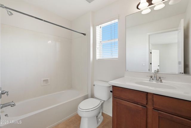 4302 E CARLA VISTA Drive, Gilbert, AZ 85295