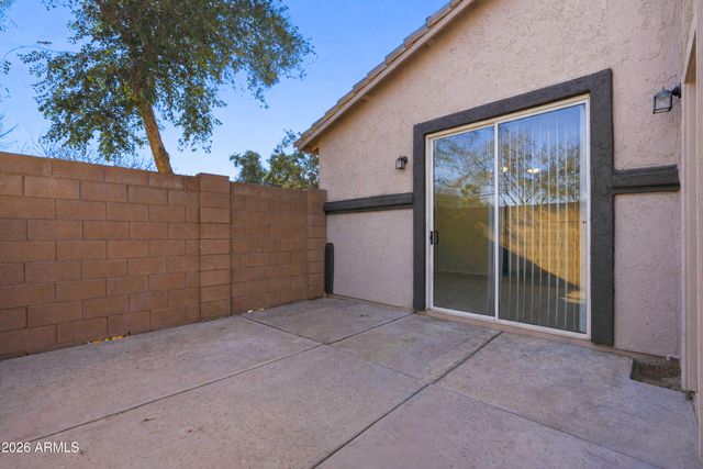 4302 E CARLA VISTA Drive, Gilbert, AZ 85295