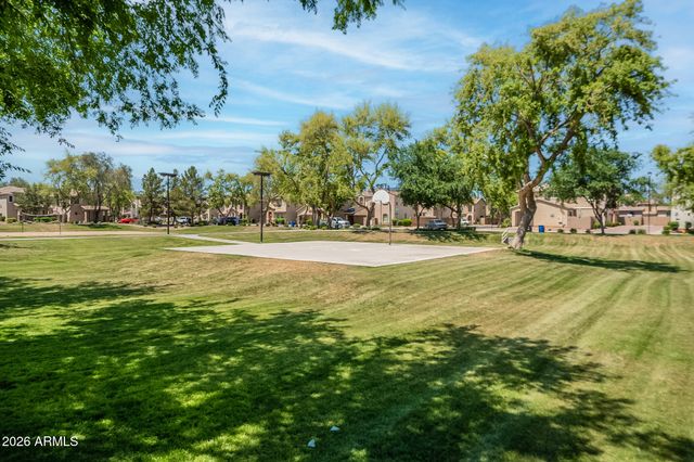 4302 E CARLA VISTA Drive, Gilbert, AZ 85295