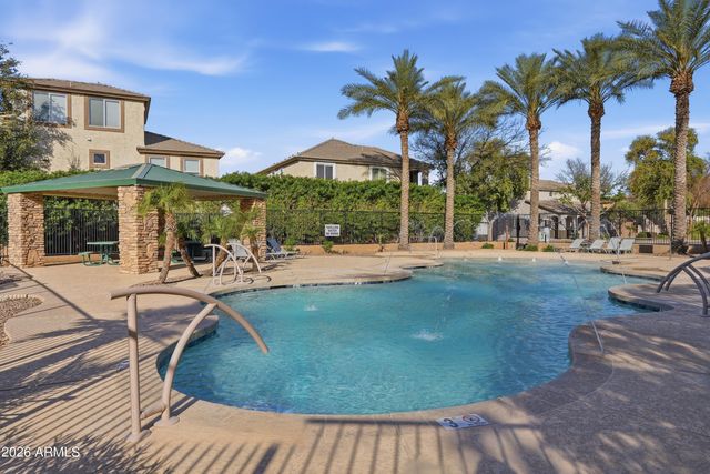 4302 E CARLA VISTA Drive, Gilbert, AZ 85295