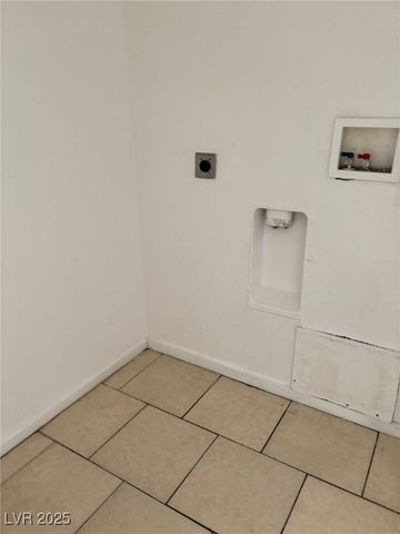 1644 Cadillac Lane ., Las Vegas, NV 89106