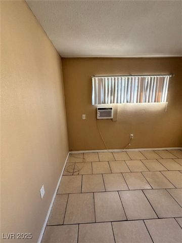 1644 Cadillac Lane ., Las Vegas, NV 89106