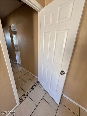 1644 Cadillac Lane ., Las Vegas, NV 89106