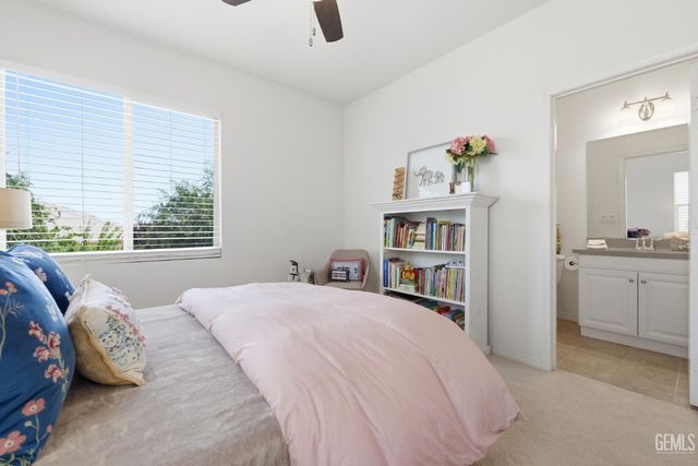 3712 Windermere Street, Bakersfield, CA 93311