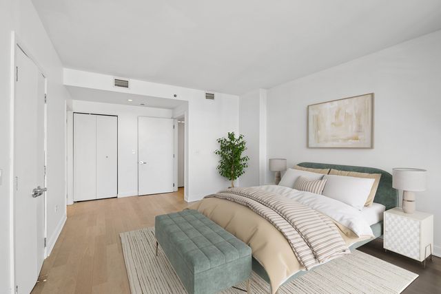 130 N Garland Court 2409, Chicago, IL 60602