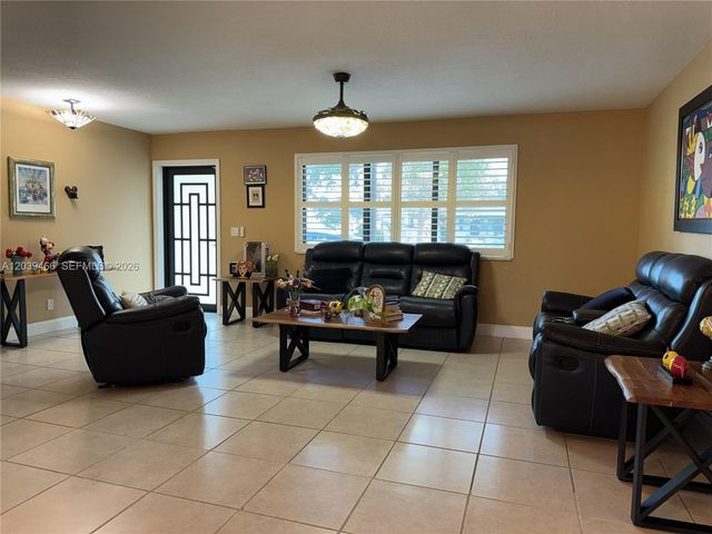 4301 Adams Street, Hollywood, FL 33021