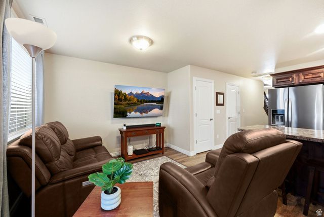 3115 N WHITETAIL DR, Layton, UT 84040