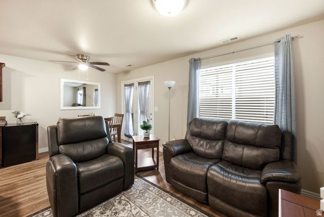 3115 N WHITETAIL DR, Layton, UT 84040