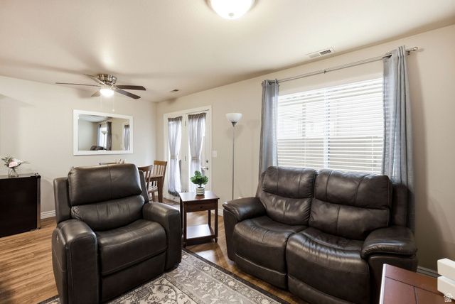 3115 N WHITETAIL DR, Layton, UT 84040