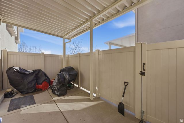 3115 N WHITETAIL DR, Layton, UT 84040