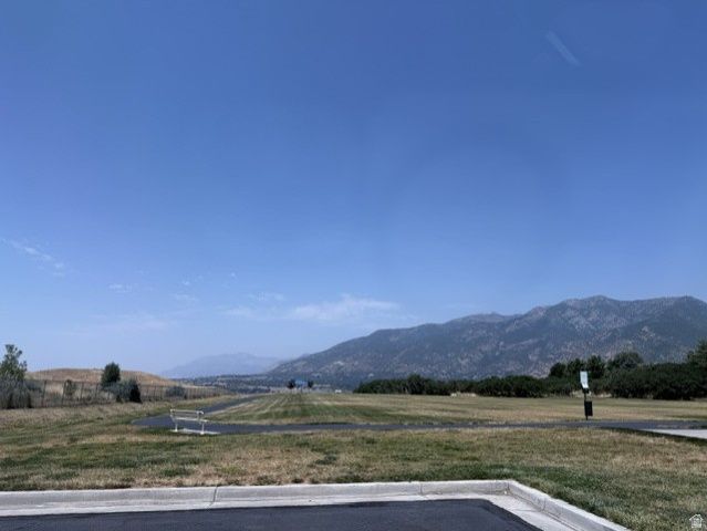 3115 N WHITETAIL DR, Layton, UT 84040