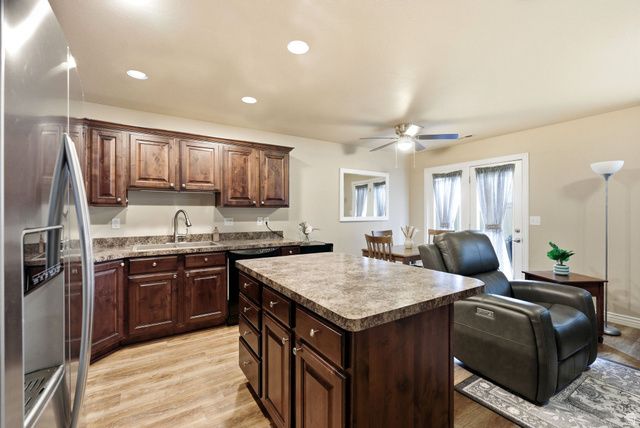 3115 N WHITETAIL DR, Layton, UT 84040