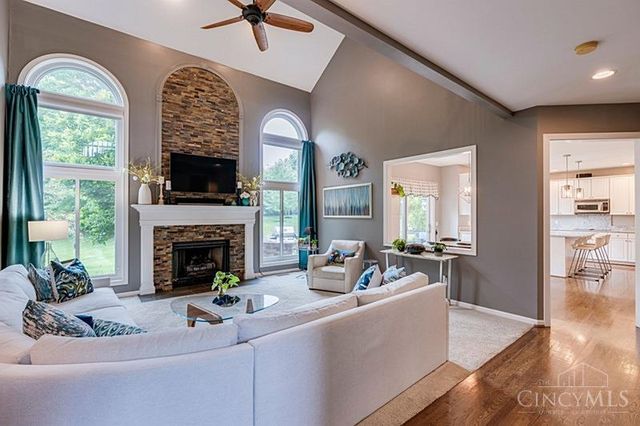 9239 Johnston Lane, Symmes Twp, OH 45242