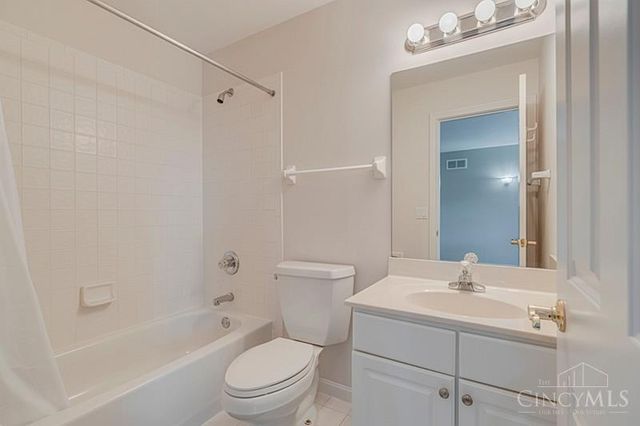 9239 Johnston Lane, Symmes Twp, OH 45242