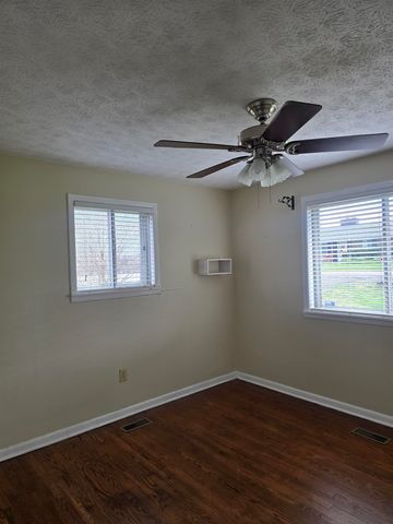 68 Feely Drive, Ona, WV 25545